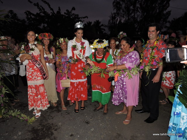 Miss Tahiti 2015, Vaimiti Teiefitu a ouvert les festivités de la commune