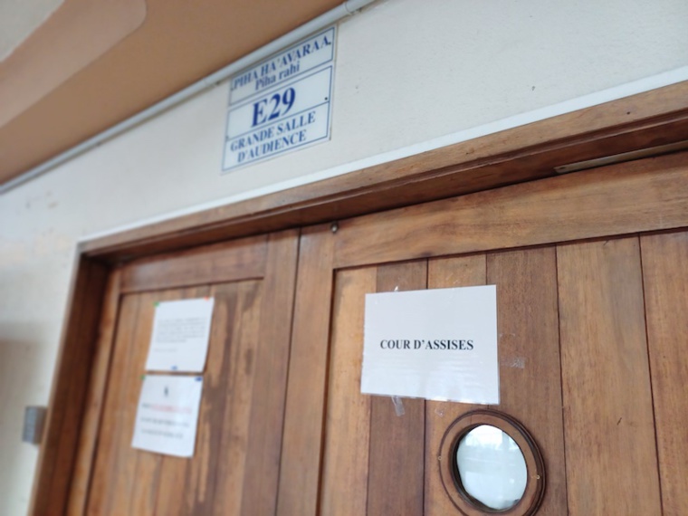 ​L'accusé peine à expliquer son geste