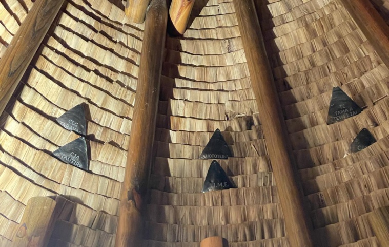 Elles ont été retrouvées sous le fare pote’e de la passerelle, au PK 0 (Crédit : DR). Elles ont été retrouvées sous le fare pote’e de la passerelle, au PK 0 (Crédit : DR).