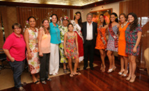 Miss Tahiti 2015 reçue par le ministre du Tourisme