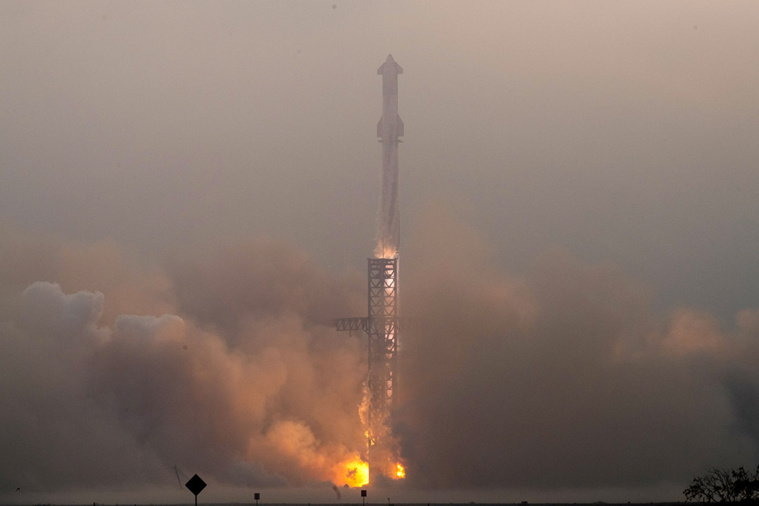 CHANDAN KHANNA / AFP