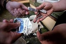 Australie: un nonanégaire poursuivi pour trafic de cocaïne