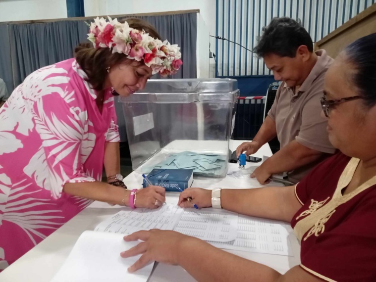 Nicole Sanquer élue député dans la circonscription 2 Nicole Sanquer élue député dans la circonscription 2