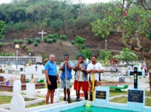 Le cimetière communal de Pirae est situé sur la route de l’Hippodrome, Vallée de Nahoata. Le cimetière communal de Pirae est situé sur la route de l’Hippodrome, Vallée de Nahoata.