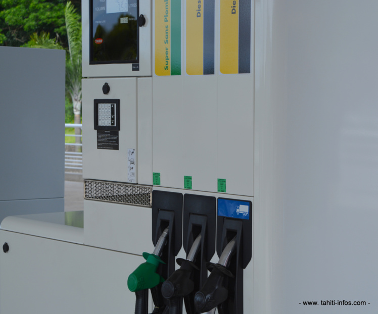 Dès le 1er septembre, le gazole à la pompe passe à 150 Fcfp/litre et l’essence à 153 Fcfp. Dès le 1er septembre, le gazole à la pompe passe à 150 Fcfp/litre et l’essence à 153 Fcfp.