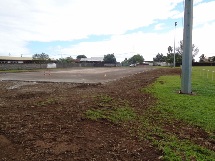 la dalle a été conservée afin de permettre aux habitants de bénéficier d’un plateau sportif la dalle a été conservée afin de permettre aux habitants de bénéficier d’un plateau sportif