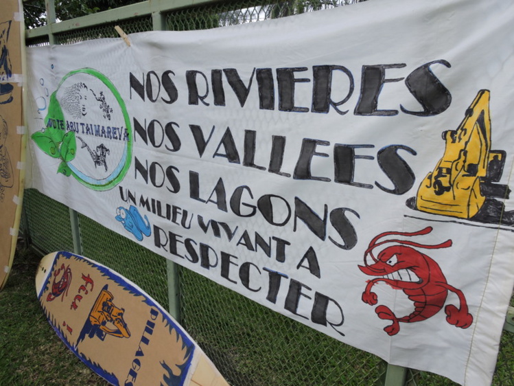 Protégeons nos rivières est le message que souhaitent véhiculer ces associations. Protégeons nos rivières est le message que souhaitent véhiculer ces associations.