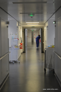 Des salariés de l'hôpital en CDD ont obtenu une prolongation d'un an de leur contrat avant une intégration définitive par liste d'aptitude.