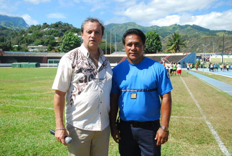 Yvan Collin, président du jury des épreuves sportives et Daniel Tapakia, le chef de détention. Yvan Collin, président du jury des épreuves sportives et Daniel Tapakia, le chef de détention.