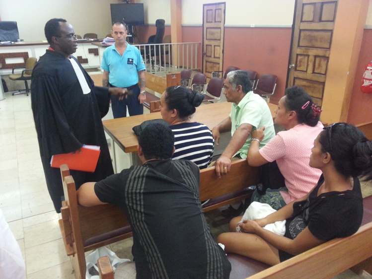 "Il a été jugé pleinement responsable de ses actes", a confié à Tahiti Infos l'avocat des parties civiles, Me Boumba, à la sortie de l'audience.