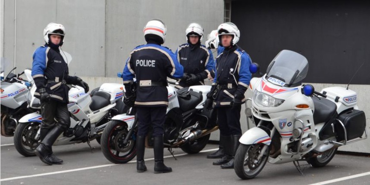 Une quinzaine de policiers sont intervenus quartier Estall à Papeete samedi