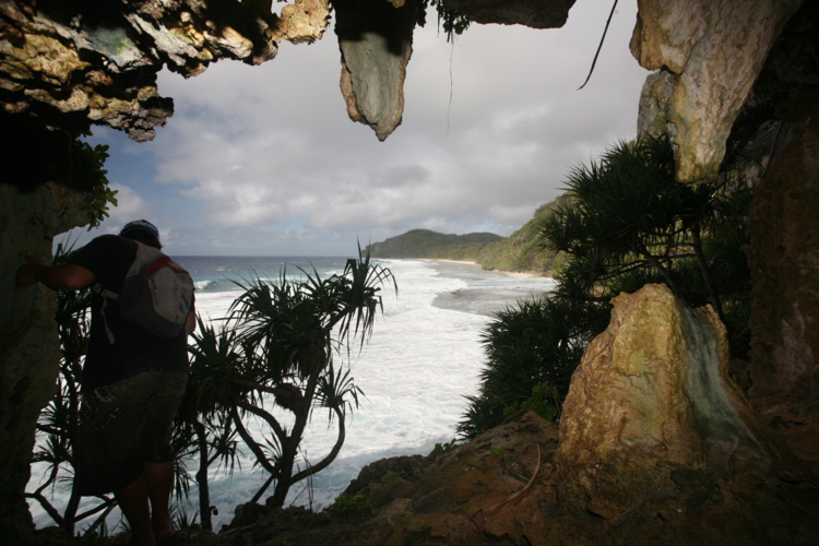 Carnet de voyage aux Australes: "Rurutu entre roc, mer et ciel" Carnet de voyage aux Australes: "Rurutu entre roc, mer et ciel"