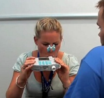 Le test de souffle est rapide à effectuer. Le test de souffle est rapide à effectuer.