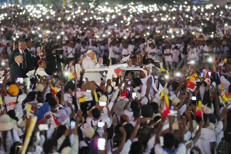 Crédit Dita ALANGKARA / POOL / AFP Crédit Dita ALANGKARA / POOL / AFP