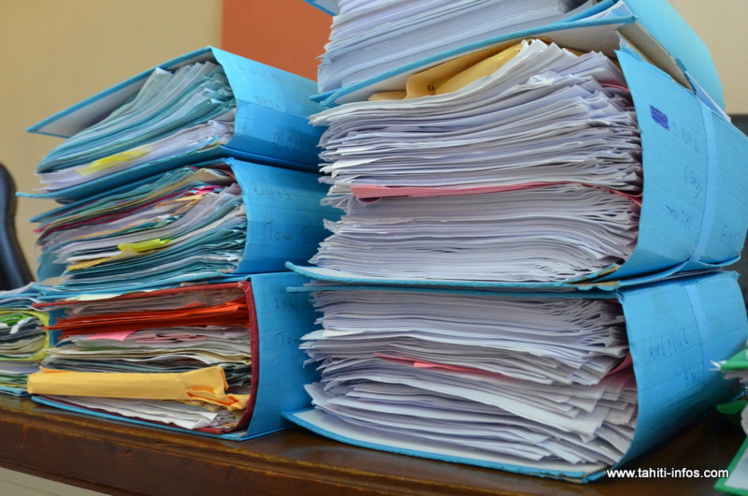 Près d’1,2 milliard de préjudice réclamé dans l’affaire des emplois fictifs Près d’1,2 milliard de préjudice réclamé dans l’affaire des emplois fictifs