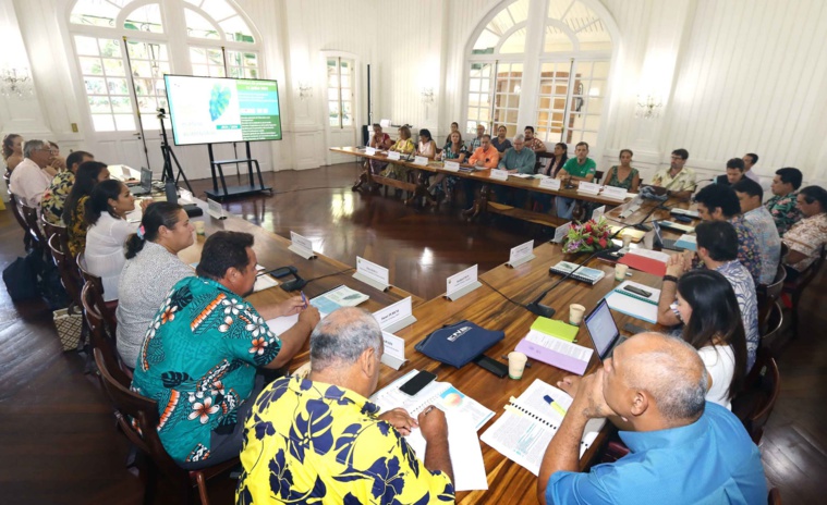 Le gouvernement avait annoncé la future mise en œuvre du plan de transition alimentaire 2024-2034 lors d'une réunion interministérielle en juillet 2023. Crédit photo : présidence. Le gouvernement avait annoncé la future mise en œuvre du plan de transition alimentaire 2024-2034 lors d'une réunion interministérielle en juillet 2023. Crédit photo : présidence.