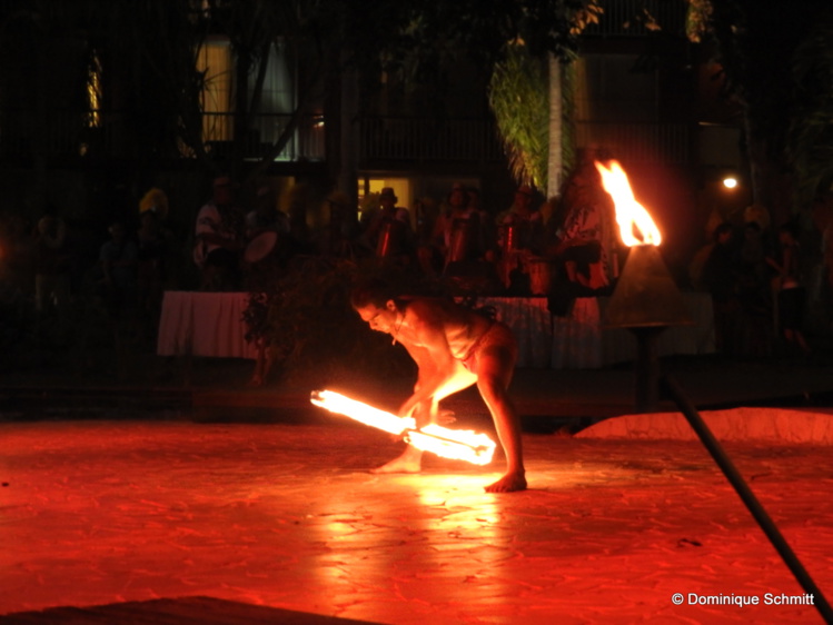Tauarii Ani, 14 ans, sacré champion polynésien de la danse du couteau de feu !