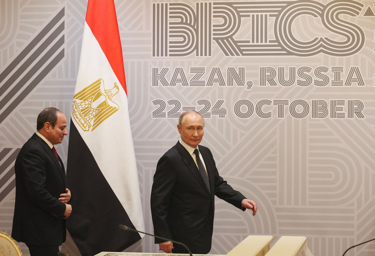 Crédit MAXIM SHIPENKOV / POOL / AFP Crédit MAXIM SHIPENKOV / POOL / AFP