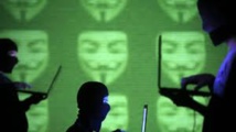 Trois "Anonymous" jugés pour la mise en ligne des coordonnées de 541 policiers Trois "Anonymous" jugés pour la mise en ligne des coordonnées de 541 policiers