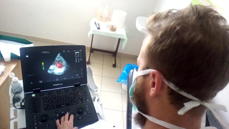 Lancement d'un Diplôme Universitaire d’échoscopie pour former les professionnels de au dépistage du RAA Lancement d'un Diplôme Universitaire d’échoscopie pour former les professionnels de au dépistage du RAA