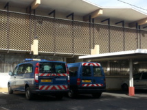 Une rixe familiale a fait trois blessés dans un même foyer, dont un grave, le 14 octobre dernier à Tiarei. L'auteur présumé des faits a été déféré vendredi au parquet et écroué.