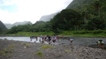 Le barrage hydroélectrique de la Vaiihia reste un outil incontournable pour désengager Tahiti des sources fossiles pour la production d'électricité. Et ce même si des riverains s'y opposent. En mai dernier l'association Taatiraa o te mau fatu fenua no te faa o papeiha Vai'iha Faaone Hitia'a (qui regroupe des propriétaires terriens de la vallée) organisait une randonnée découverte de cette vallée pour mettre en valeur la biodiversité de cette rivière.