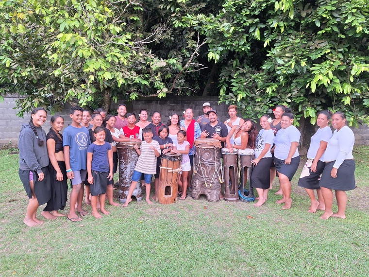 Les répétitions s’accélèrent à l’école Nuutafaratea (Crédit : Anne-Charlotte Lehartel). Les répétitions s’accélèrent à l’école Nuutafaratea (Crédit : Anne-Charlotte Lehartel).