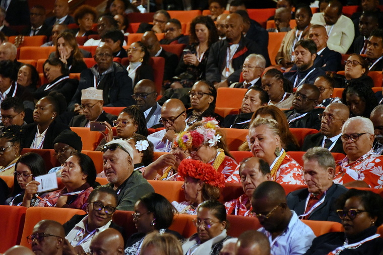 Semaine chargée à Paris pour les tāvana Semaine chargée à Paris pour les tāvana