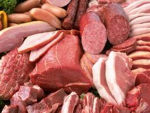 La charcuterie et les viandes accusées de favoriser le cancer