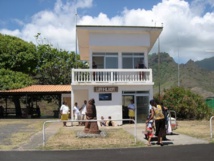 L'aérodrome de Ua Huka aux Marquises. L'aérodrome de Ua Huka aux Marquises.