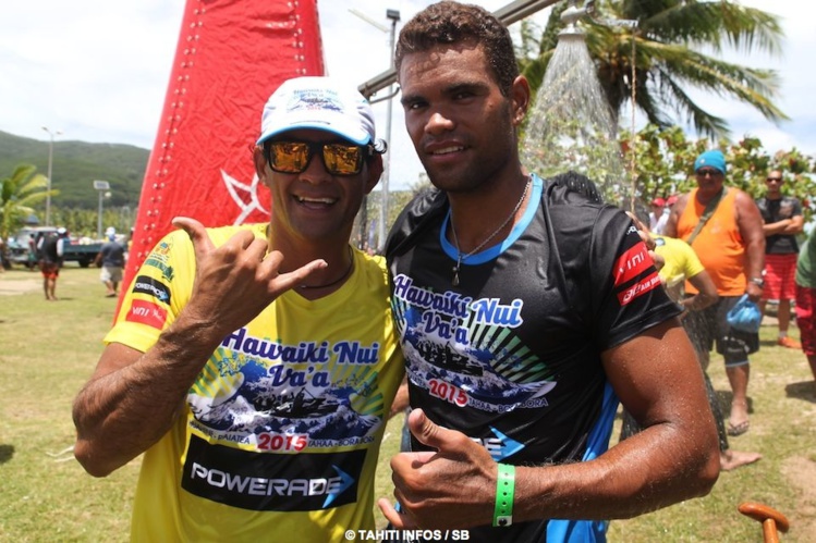 Beau moment de partage entre Steeve Teihotaata et Hiromana Florès, deux champions des deux équipes rivales Edt et Shell Beau moment de partage entre Steeve Teihotaata et Hiromana Florès, deux champions des deux équipes rivales Edt et Shell
