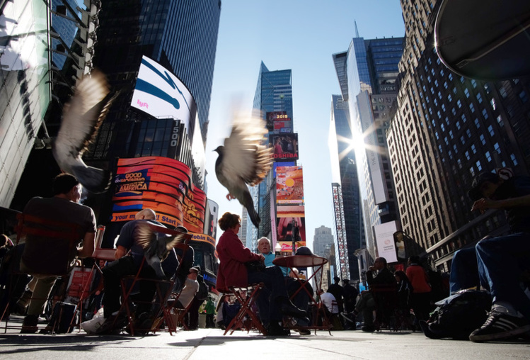 Record de chaleur à New York pour un 6 novembre. Record de chaleur à New York pour un 6 novembre.