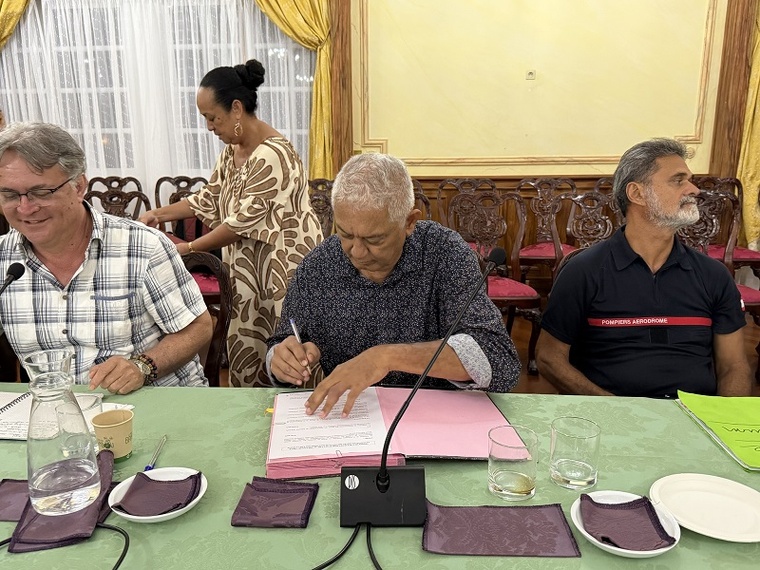 Protocole d'accord signé, grève levée Protocole d'accord signé, grève levée