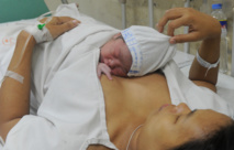 La mortalité maternelle presque divisée par deux en 25 ans (OMS)