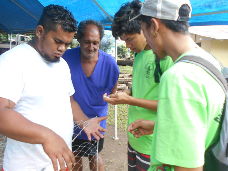 Les jeunes de Moorea s'initient à la culture polynésienne