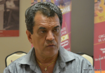 Attaques à Paris : message du président Fritch au président de la République Attaques à Paris : message du président Fritch au président de la République