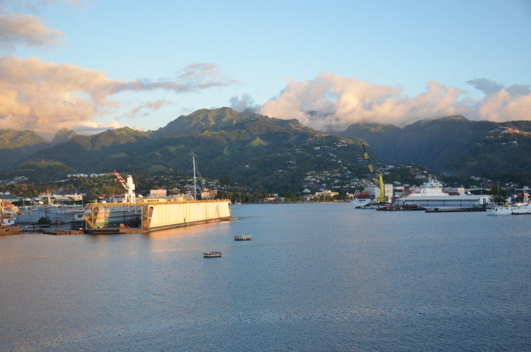 "L'avenir de la Polynésie Française c'est la mer" "L'avenir de la Polynésie Française c'est la mer"