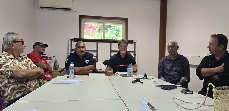 “C’est de la dictature” “C’est de la dictature”