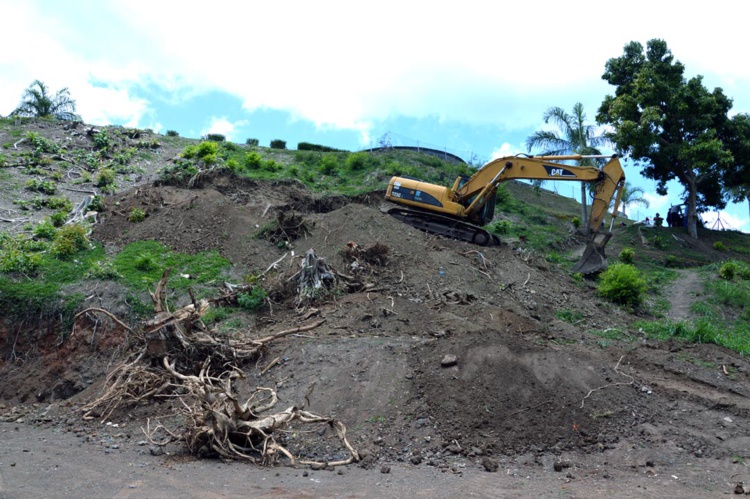 Les travaux d'extension du cimetière "Te Ea Nui" ont démarré Les travaux d'extension du cimetière "Te Ea Nui" ont démarré