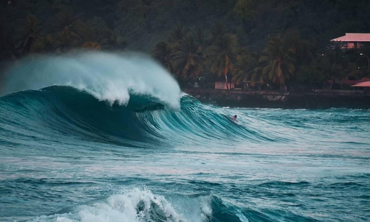 Forte houle : Vigilance du côté de Arue Forte houle : Vigilance du côté de Arue