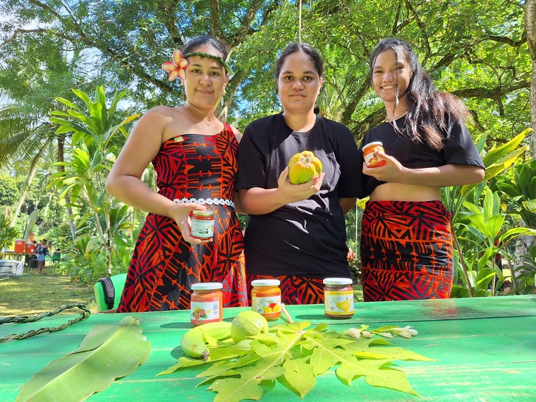 Atelier dégustation pour identifier les fruits locaux. Atelier dégustation pour identifier les fruits locaux.