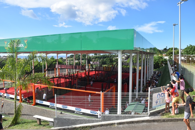 Il y avait beaucoup de spectateurs pour les finales. Il y avait beaucoup de spectateurs pour les finales.