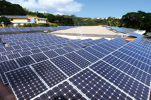 Le choix du solaire certains, avant le Pays l'ont fait depuis longtemps ! C'est le cas notamment de la direction de l'enseignement catholique à Tahiti qui a équipé d'un total de près de 800 panneaux photovoltaïques  tous ses grands bâtiments.