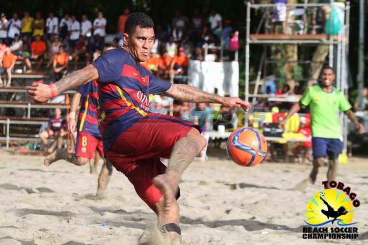 Heimanu Taiarui a été engagé par le FC Barcelone beach soccer Heimanu Taiarui a été engagé par le FC Barcelone beach soccer