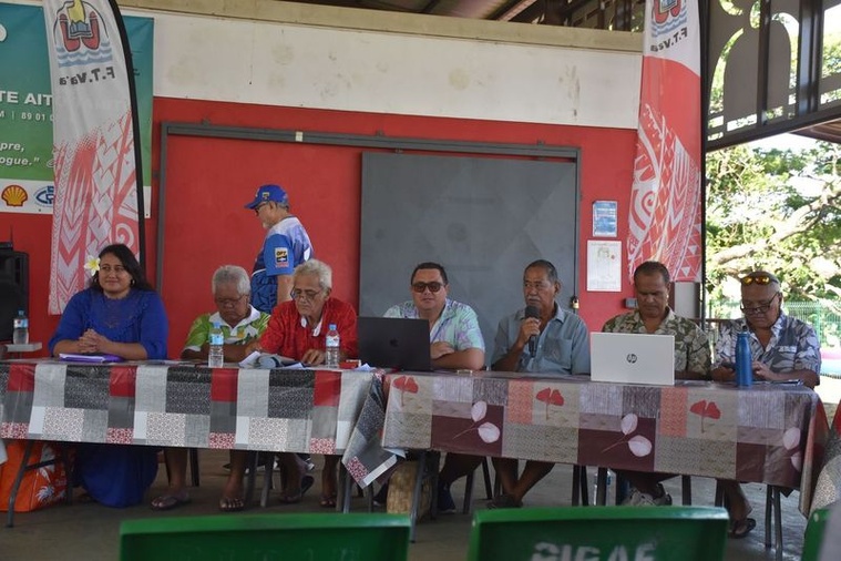 Les membres du bureau de la Fédération tahitienne de va’a étaient présents ce samedi matin. Les membres du bureau de la Fédération tahitienne de va’a étaient présents ce samedi matin.