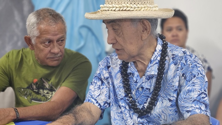 Tematai Le Gayic se fait remonter les bretelles en interne Tematai Le Gayic se fait remonter les bretelles en interne