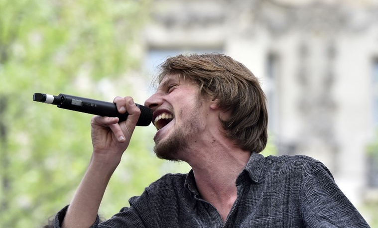 Naâman, chanteur reggae, emporté par une tumeur au cerveau à 34 ans Naâman, chanteur reggae, emporté par une tumeur au cerveau à 34 ans