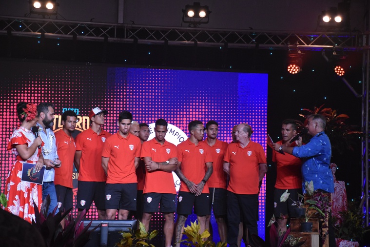 Les Tiki Toa, l’équipe de Beach soccer, qualifiée pour la huitième fois consécutive pour la coupe du monde. Les Tiki Toa, l’équipe de Beach soccer, qualifiée pour la huitième fois consécutive pour la coupe du monde.