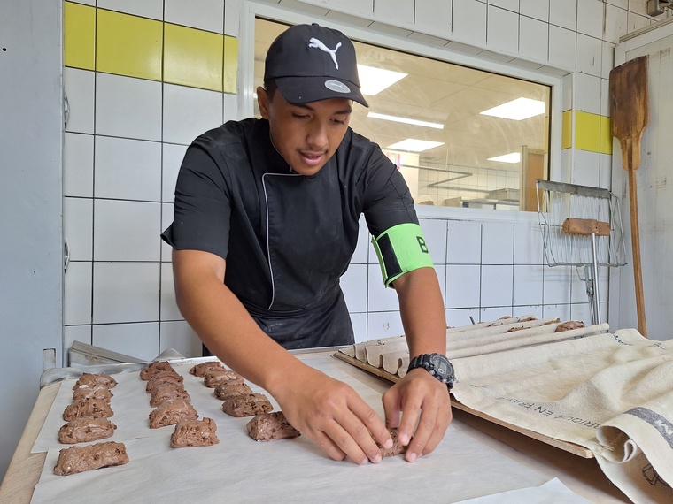 Teriimanaroa a présenté sa filière boulangerie-pâtisserie avec passion. Teriimanaroa a présenté sa filière boulangerie-pâtisserie avec passion.