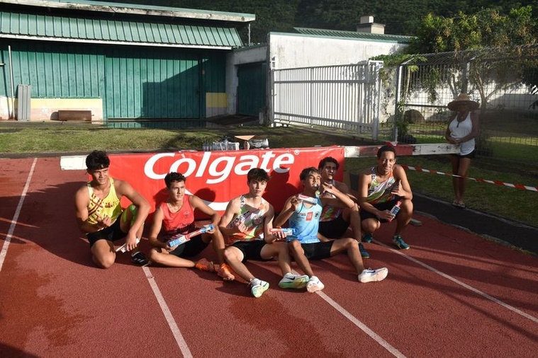 Les finalistes du 100 mètres masculin. Les finalistes du 100 mètres masculin.